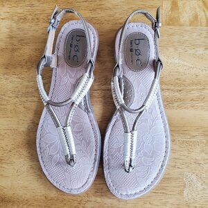 Born Matte Gold Thong sandals with Buckel sz 7/38 Summer Neutral Boho Beach
